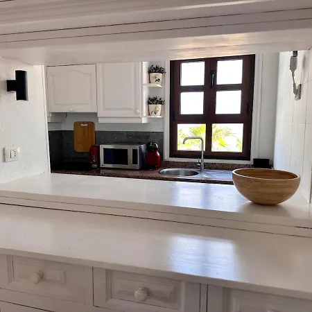 Sunny Americas-ocean View-heated Pool Apartament